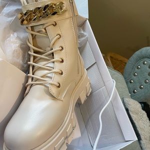 Brand new fashion nova boots